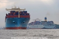 Maersk Edinburgh+Cosco Pride 070811-04.jpg