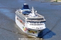 Norwegian Sky 070526-1.jpg