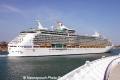 Navigator of the Seas OA-060506-10.jpg