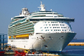 Navigator of the Seas (MS-150710-b-03).jpg