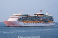 Navigator of the Seas SH-290518-01.jpg