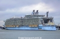 Oasis of the Seas (MM-141014-6).jpg