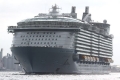 Oasis of the Seas (MS-100410-21).jpg