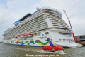 Norwegian Encore (MM-100819-1).jpg