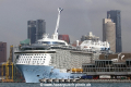 Ovation of the Seas (MS-140417-03).jpg