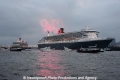 Queen Elizabeth+Queen Mary 2 150712-15.jpg